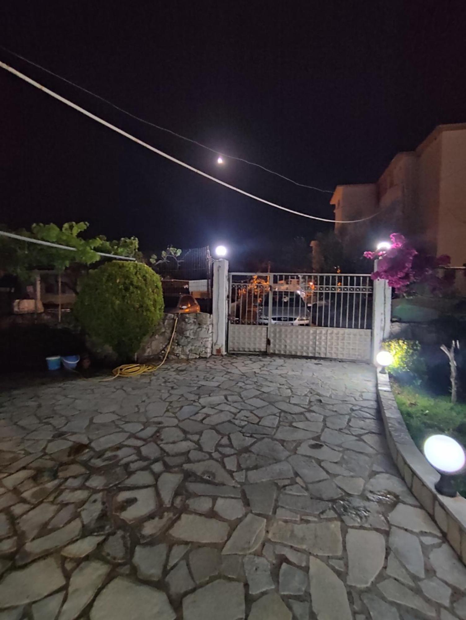 Sidorela * Ksamil